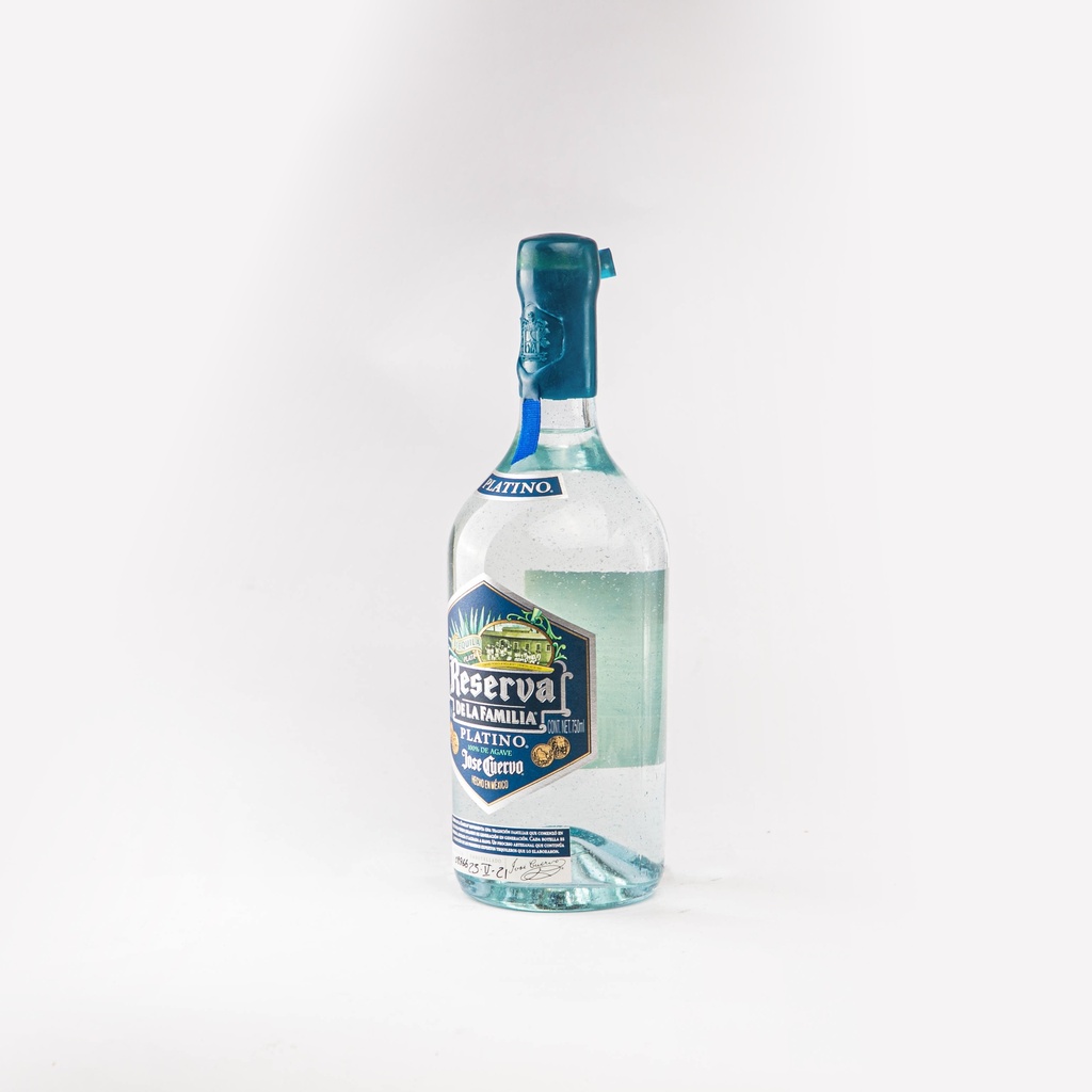 Tequila Blanco Reserva De La Familia Platino 750ml