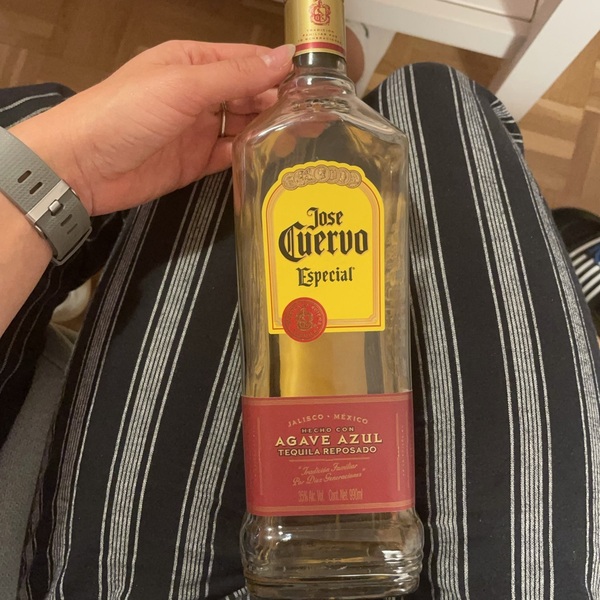 [7501035010550] Tequila Reposado Cuervo Especial 990ml